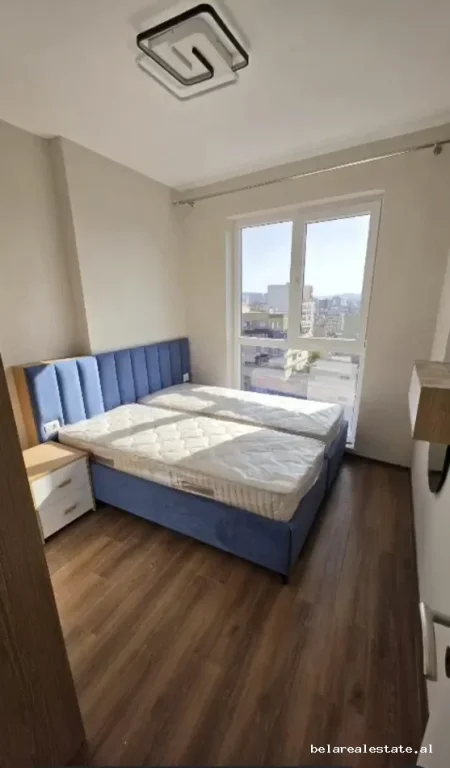Tirane, jepet me qera apartament 1+1+Ballkon Kati 7, 60 m² 590 € (Rruga e Dibres)