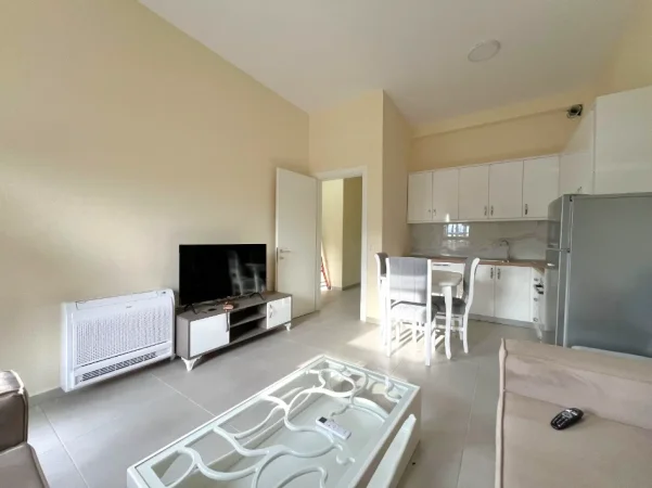 Tirane, jepet me qera apartament 2+1+Ballkon Kati 1, 95 m² 550 € (Rezidenca Mangalem)