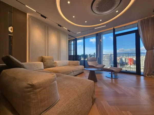 Tirane, shitet apartament 1+1 Kati 7, 180 m² (Lake View)