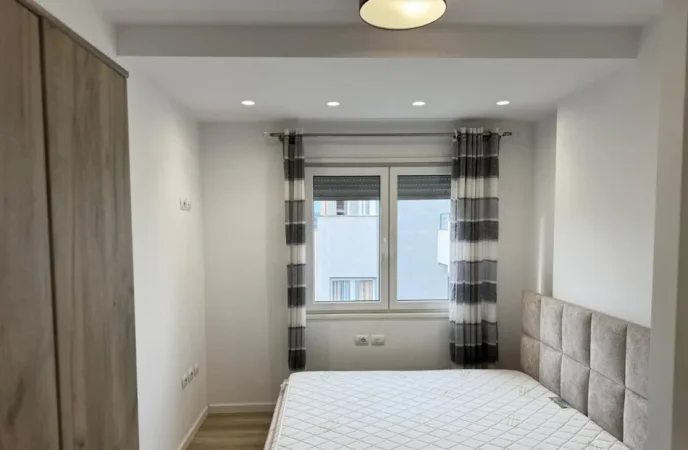 Tirane, jepet me qera apartament 3+1 Kati 2, 129 m² 1.300 € (TEG – Tirana East Gate)