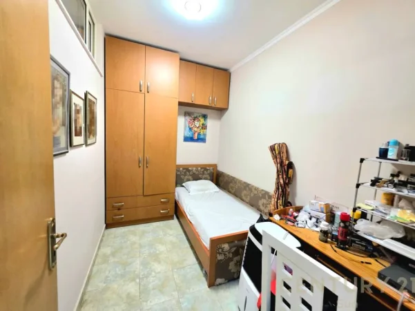 Tirane, shitet apartament 3+1+Ballkon Kati 4, 98 m² 150.000 € (yzberisht)
