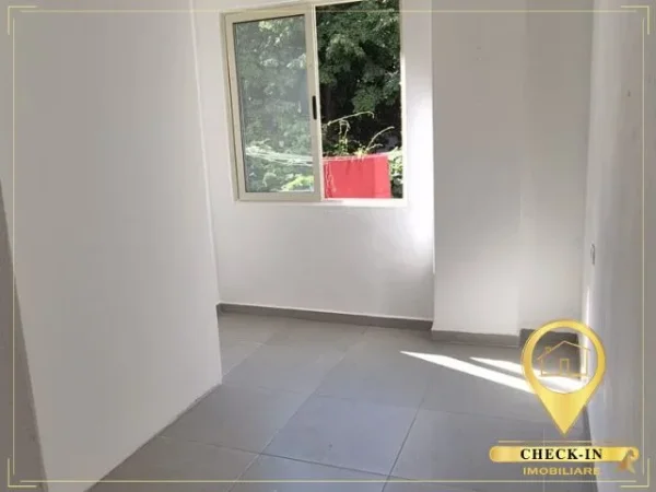 Tirane, shitet apartament 1+1+Aneks Kati 2, 53 m² 86.000 € (Fresku)
