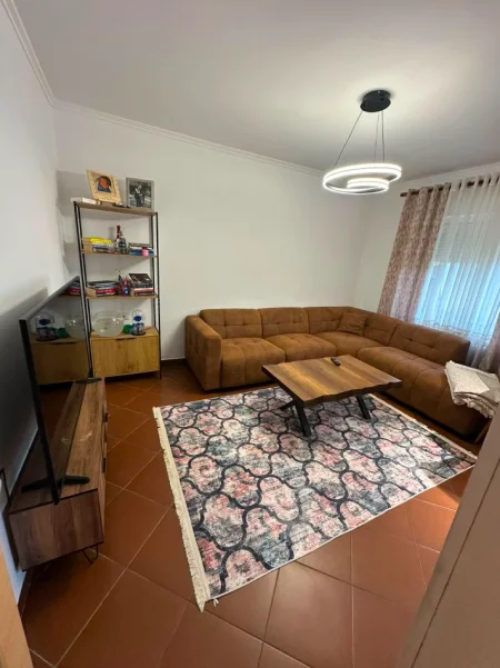 Tirane, shes apartament 1+1+Aneks Kati 5, 56 m² 125.000 € (Ali Demi prane Fushes)