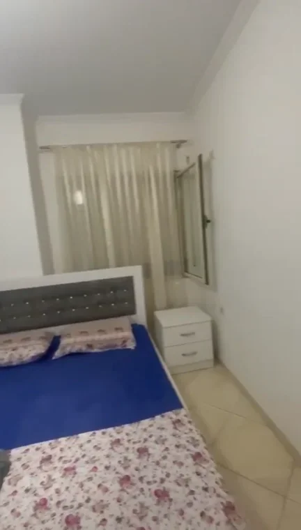 Tirane, jepet me qera apartament 1+1+Ballkon Kati 5, 67 m² 500 € (Don Bosko)