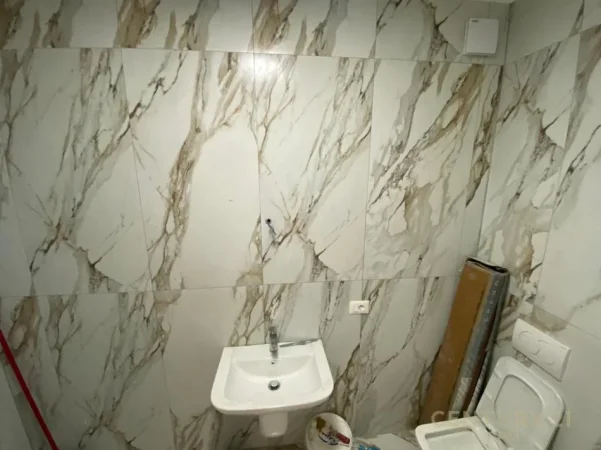 Tirane, jepet me qera apartament 1+1 Kati 9, 66 m² 700 €