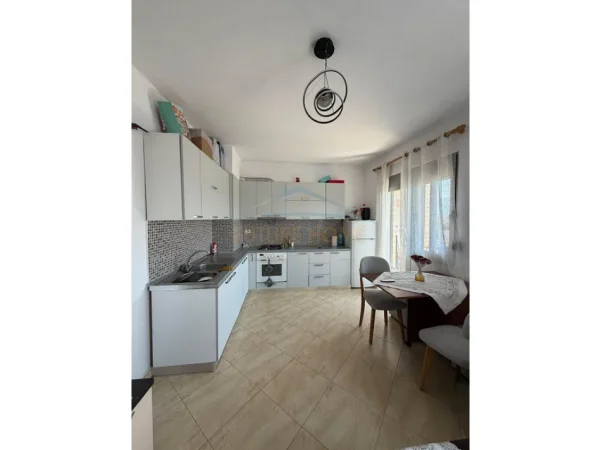 Tirane, shitet apartament 1+1 Kati 6, 65 m² 115.000 € 