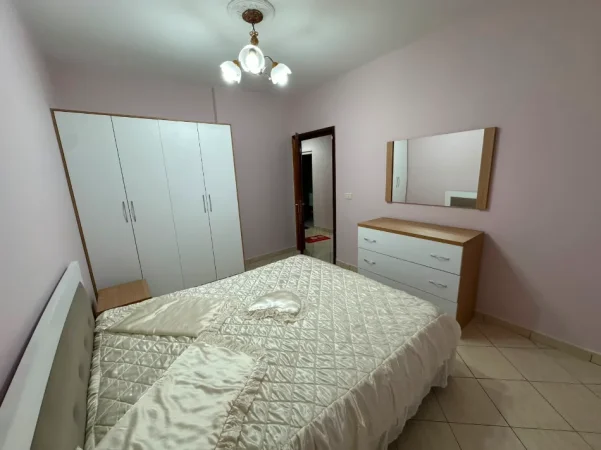 Tirane, shitet nga Pronari, pa-komision apartament 1+1+Ballkon , 80 m² 20.500.000 MLN LEKE  TE REJA (Rruga Muhamet Gjollesha)