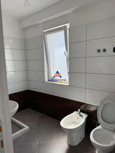 Shengjin, shitet apartament 2+1+Ballkon Kati 4, 106 m² 128.000 € 