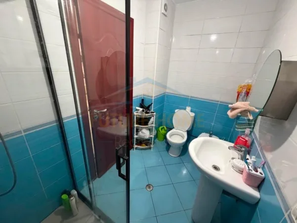 Tirane, shitet apartament 2+1 Kati 5, 100 m² 165.000 € 