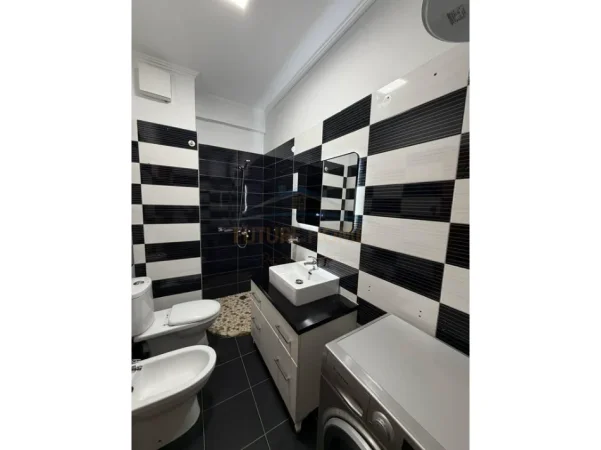 Shqiperi, shitet apartament 1+1 Kati 2, 58 m² 142.000 € 