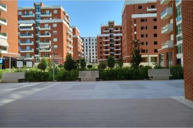 Tirane, jepet me qera apartament 1+1 , 65 m² 450 € (astir)