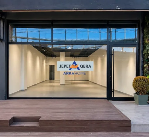 Tirane, jepet me qera ambjent biznesi Kati 0, 100 m² 1.609 € 