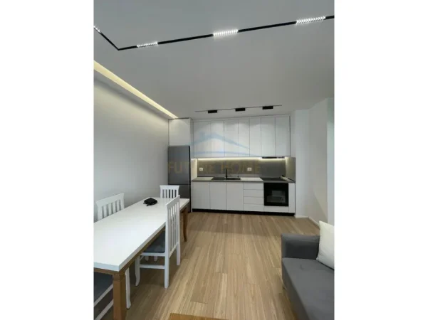 Qera, Apartament 2+1, Golden Park, Rruga e Kavajës 0696069906