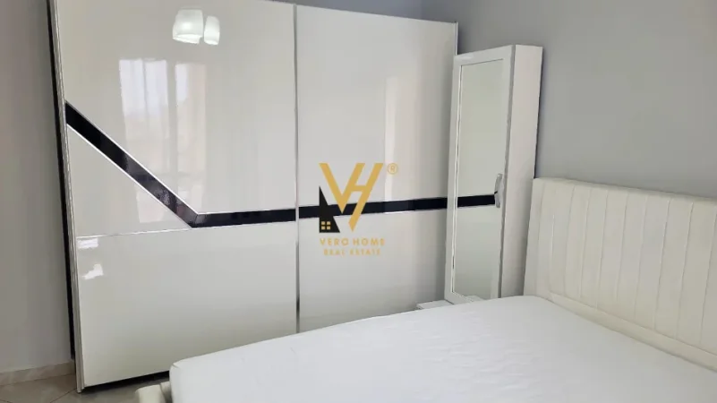 Tirane, jepet me qera apartament 1+1+Ballkon Kati 4, 70 m² 470 € (ASTIR)
