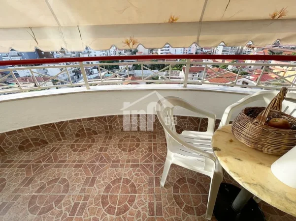 Tirane, shitet apartament 2+1 Kati 6, 101 m² 240.000 € (PRANË PAZARIT TE RI)