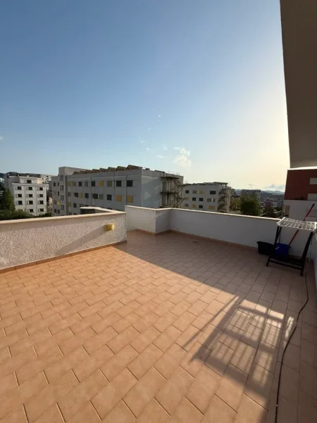 Tirane, jepet me qera apartament 1+1 Kati 4, 65 m² 400 € (Inxhinieria e Ndertimit ,21 Dhjetori)
