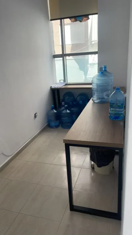 Tirane, jepet me qera ambjent biznesi Kati 1, 75 m² 550 € (Rruga e Durrësit)