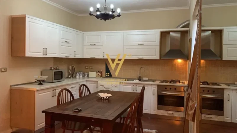 Tirane, shitet apartament 2+1+Ballkon+ Garsoniere Kati 3, 110 m² 276.000 € (RRUGA E ELBASANIT)