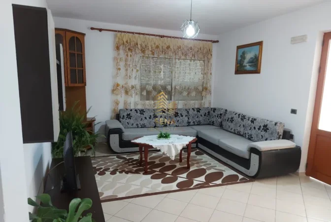 Tirane, jepet me qera apartament 1+1+Ballkon Kati 1, 100 m² 500 € (Rruga Bulevard Zogu I)