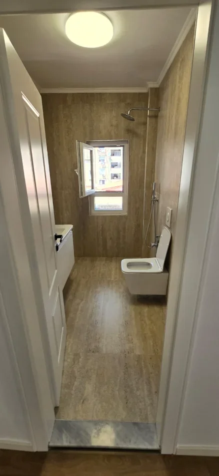 🏡 Shitet Apartament 1+1 tek Rruga Ndre Mjeda ne Rrugen e Kavajes,  140.000 EURO