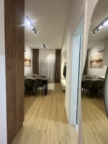 Tirane, jepet me qera apartament 1+1 Kati 6, 55 m² 450 € (Kompleksi Kadiu)