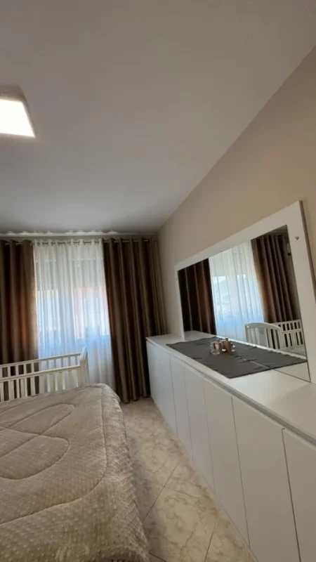 Tirane, jepet me qera apartament 2+1 Kati 9, 95 m² 750 € (21 Dhjetori)