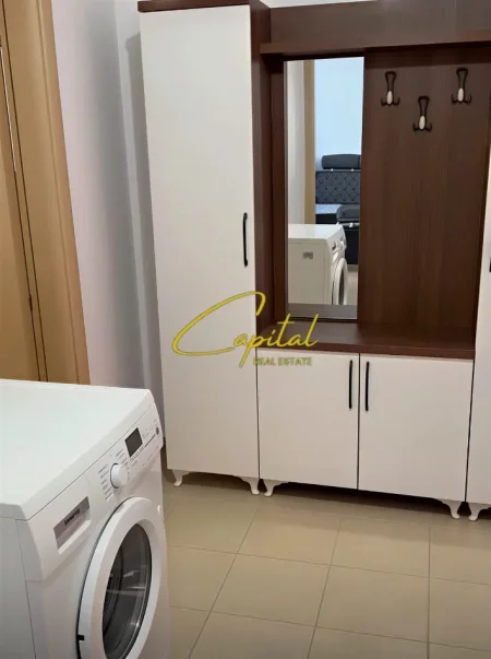 Tirane, jepet me qera apartament 1+1 Kati 2, 55 m² 400 € (SHKOLLA E BASHKUAR)