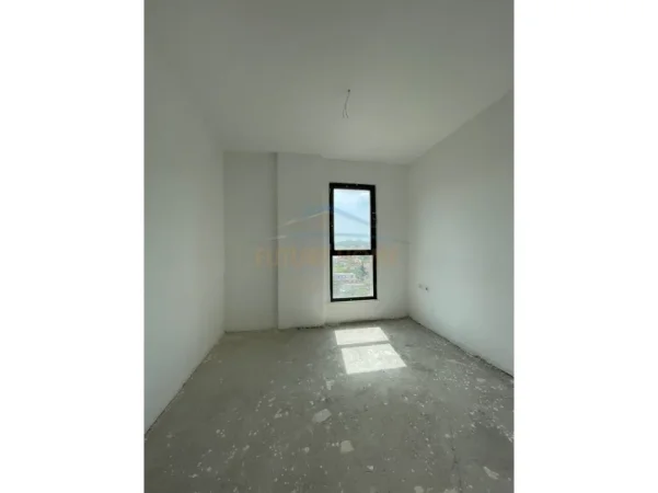 Tirane, shitet apartament 3+1+Aneks+Ballkon Kati 6, 119 m² 203.200 € (casa italia)