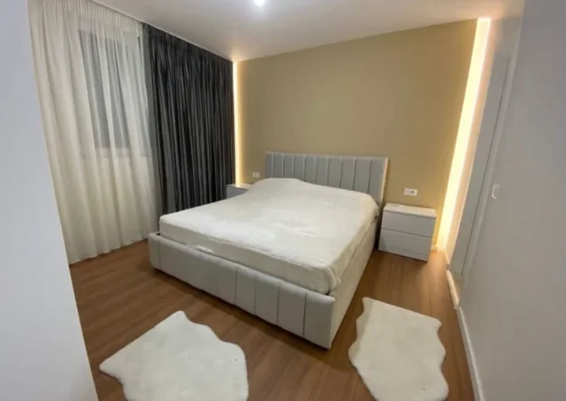 Tirane, jepet me qera apartament 2+1+Ballkon Kati 2, 90 m² 800 € (LIQENI THATE)