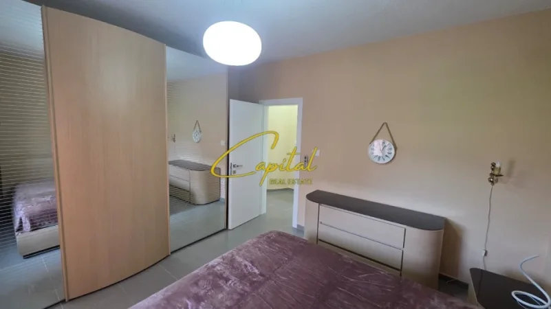 Tirane, jepet me qera apartament 2+1 Kati 3, 90 m² 900 € (KOMUNA E PARISIT)