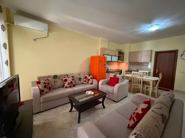 Tirane, jepet me qera apartament 1+1 Kati 2, 72 m² 350 € (Fresku)