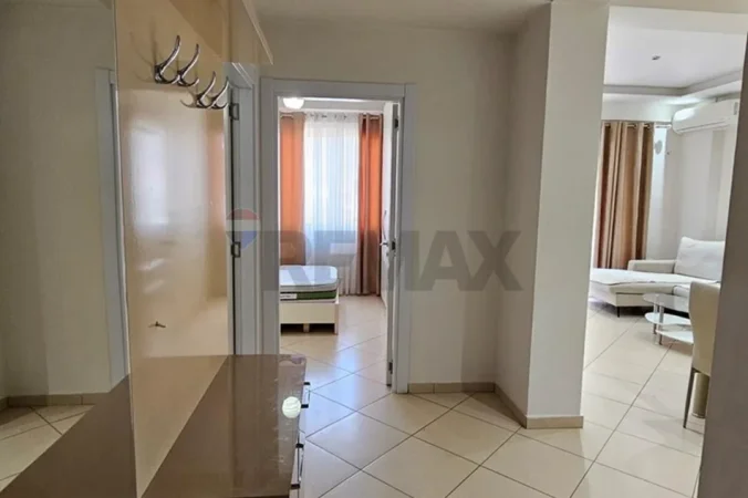 Tirane, jepet me qera apartament 2+1+Ballkon Kati 3, 90 m² 600 € (Fabrika Miellit)