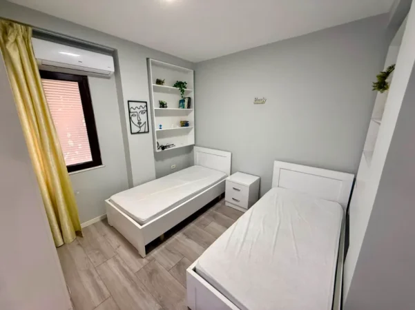 Tirane, jepet me qera apartament 2+1 Kati 5, (21 dhjetori)