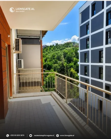 Tirane, jap me qera 2+1+Aneks+Ballkon , 100 m² 700 € (Kopshti Zologjik)