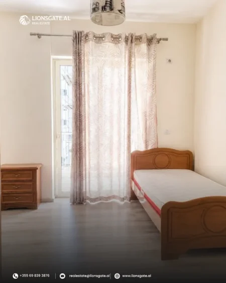Tirane, jap me qera 2+1+Aneks+Ballkon , 100 m² 700 € (Kopshti Zologjik)