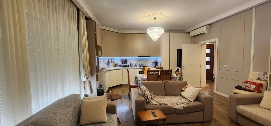 Tirane, shitet apartament 2+1 Kati 1, 140 m² 224.000 € (Ali Dem)