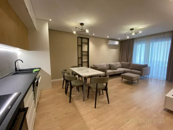 Tirane, jepet me qera apartament 2+1+Ballkon Kati 6, 105 m² 1.100 € 