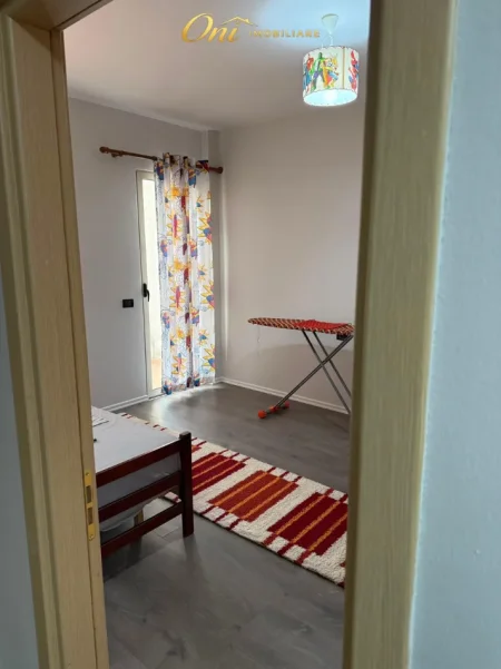Tirane, jepet me qera apartament 2+1 Kati 7, 144 m² 500 € (LIQENI I THATE)