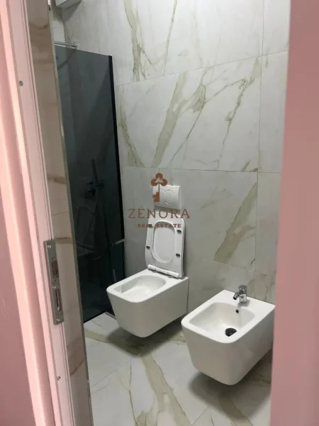 Tirane, jepet me qera apartament 3+1+Aneks+Ballkon Kati 3, 150 m² 800 € (Ali Demi)
