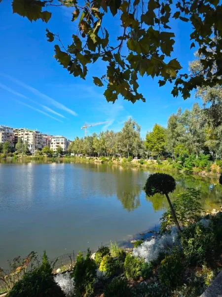 Tirane, shitet apartament 2+1 , 121 m² 249.000 € 