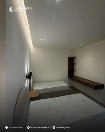 Tirane, jepet me qera apartament 3+1 , 127 m² 1.100 € 