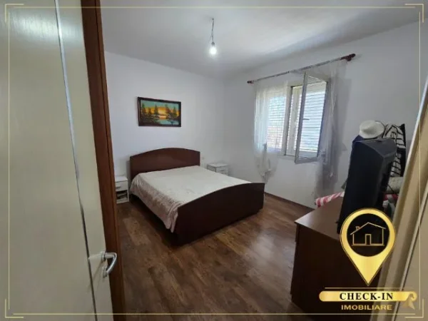 Tirane, shitet Vile Vile 3 Katshe Kati 0, 361 m² 350.000 € (Rruga Lagjia e Re)