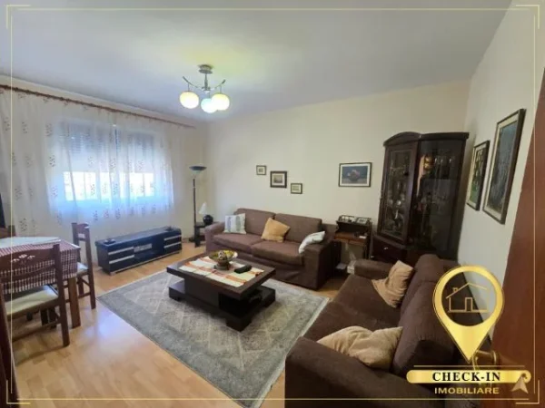 Tirane, jepet me qera apartament 2+1+Aneks Kati 3, 75 m² 620 € (Rruga Xhanfize Keko)