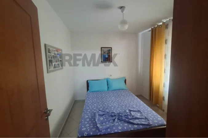 Vlore - Lungomare, jepet me qera shtepi 2+1+Ballkon Kati 1, 250 m² 500 € (Rruga Murat Terbaci, Vlore)