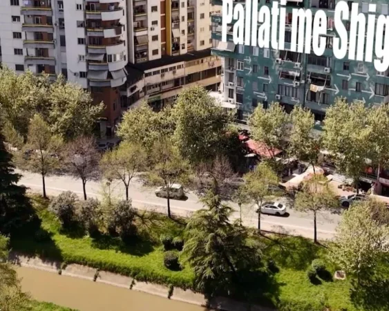 Tirane, shitet apartament 2+1 , 101 m² 246.000 € 