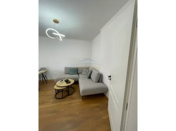 jap me qera apartament 2+1+Ballkon Kati 4, 730 m² 730 € (MEDRESEJA)