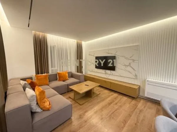 Tirane, jepet me qera apartament 2+1 Kati 6, 102 m² 1.200 €