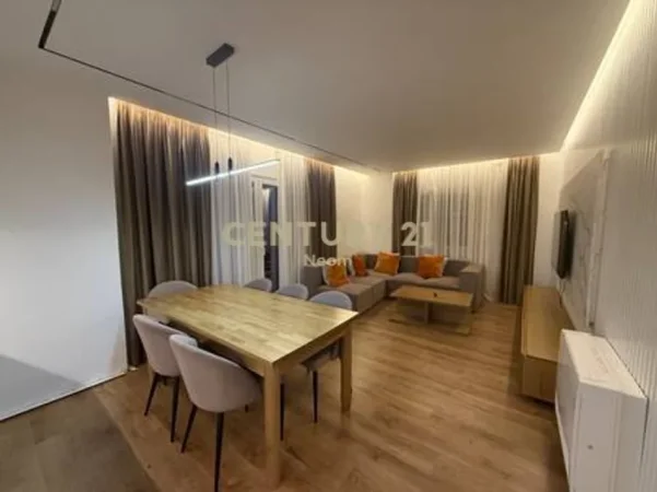 Tirane, jepet me qera apartament 2+1 Kati 6, 102 m² 1.200 €