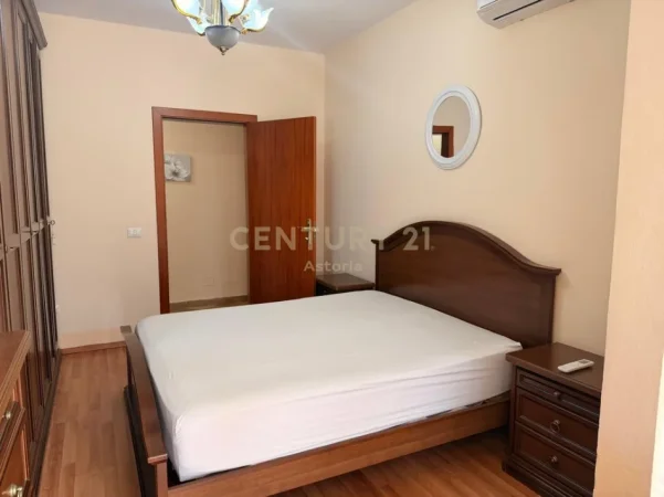 Tirane, jepet me qera apartament 2+1 Kati 6, 90 m² 700 € (zogu zi)