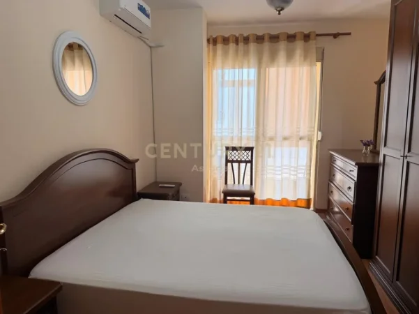 Tirane, jepet me qera apartament 2+1 Kati 6, 90 m² 700 € (zogu zi)